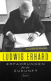 Wenn über 45 Jahre nach dem Tod von Bundeskanzler Ludwig Erhard seine Erinnerungen veröffentlicht werden, ist dies eine zeitgeschichtliche Überraschung. Der Text aus dem Jahr 1976 ist eine schonungslose Abrechnung mit politischen Gegnern Die Memoiren Ludwig Erhards sind ein Rechenschaftsbericht über seine Zeit als Bundeskanzler in den Jahren 1963 bis 1966. Sie wurden in seinem Auftrag 1976 von seinem ehemaligen engen Mitarbeiter Hans „Johnny“ Klein, dem späteren Regierungssprecher von Helmut Kohl und Vizepräsidenten des Deutschen Bundestags, verfasst. Der Text ist eine schonungslose Abrechnung und zeigt, wie sehr Ludwig Erhard unter dem erzwungenen Rücktritt 1966 gelitten hat. Er ist zugleich von bestürzender Aktualität, weil die Koalitionsprobleme und das angesprochene Parteiengezerre auch aus der gegenwärtigen politischen Diskussion stammen könnten. War Ludwig Erhard, der leutselige Franke mit der nie verglimmenden Zigarre, ein Machiavelli? Johnny Klein hat an anderer Stelle auf dies